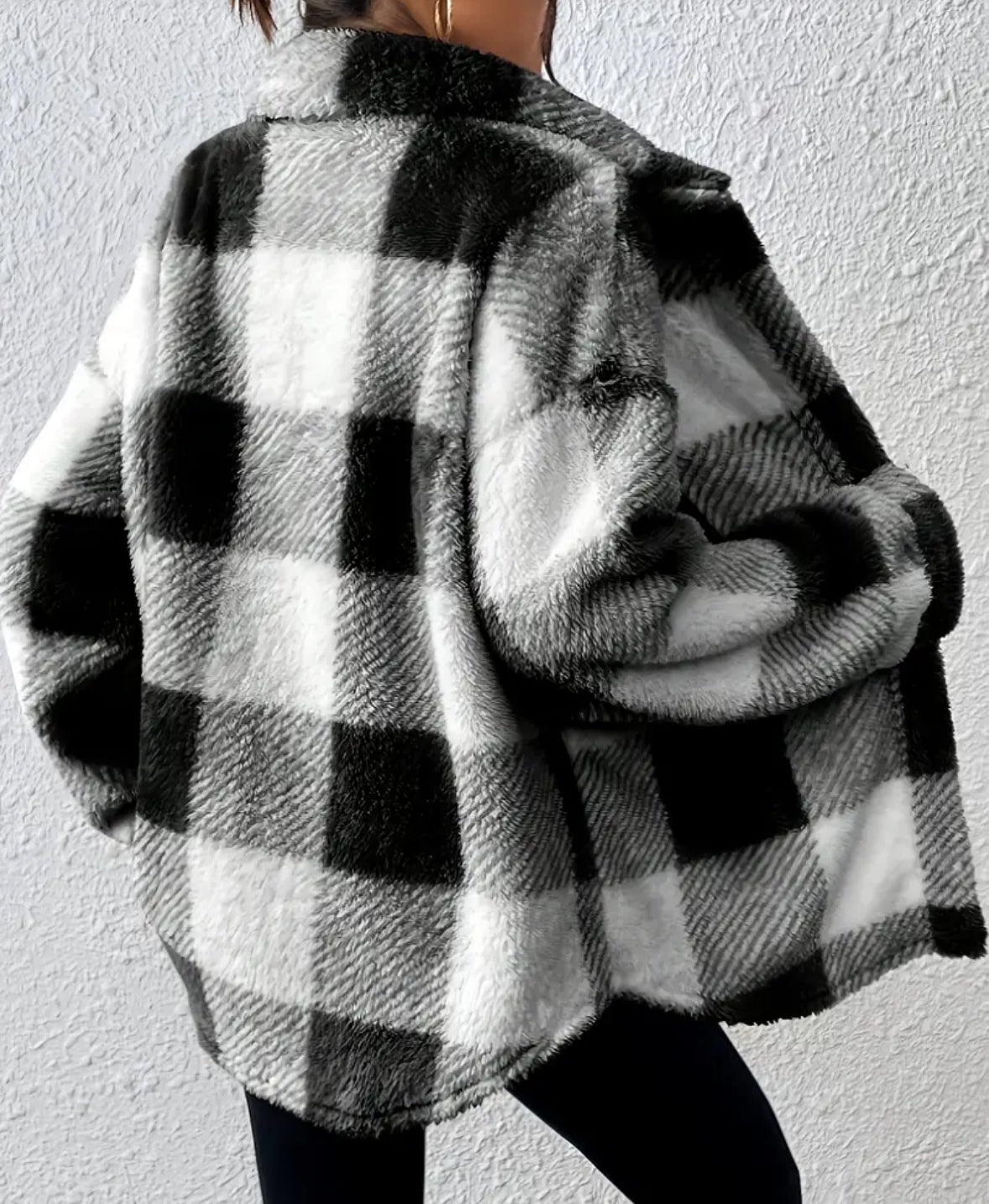 Vrouwen Elegante Geruite Nepbontjas met Knopen – Gezellige Herfst/Winter Casual Bovenkleding, Beige en Wit Ruitpatroon, Lange Mouw, Knoopsluiting, Ideaal voor Casual Outfits, Wintervest, Dameskleding, Gabane voor Vrouwen, Herfst Damespak