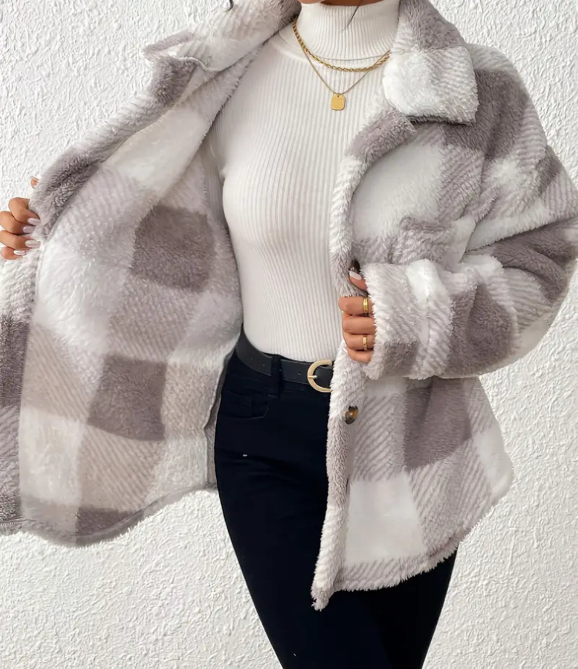 Vrouwen Elegante Geruite Nepbontjas met Knopen – Gezellige Herfst/Winter Casual Bovenkleding, Beige en Wit Ruitpatroon, Lange Mouw, Knoopsluiting, Ideaal voor Casual Outfits, Wintervest, Dameskleding, Gabane voor Vrouwen, Herfst Damespak