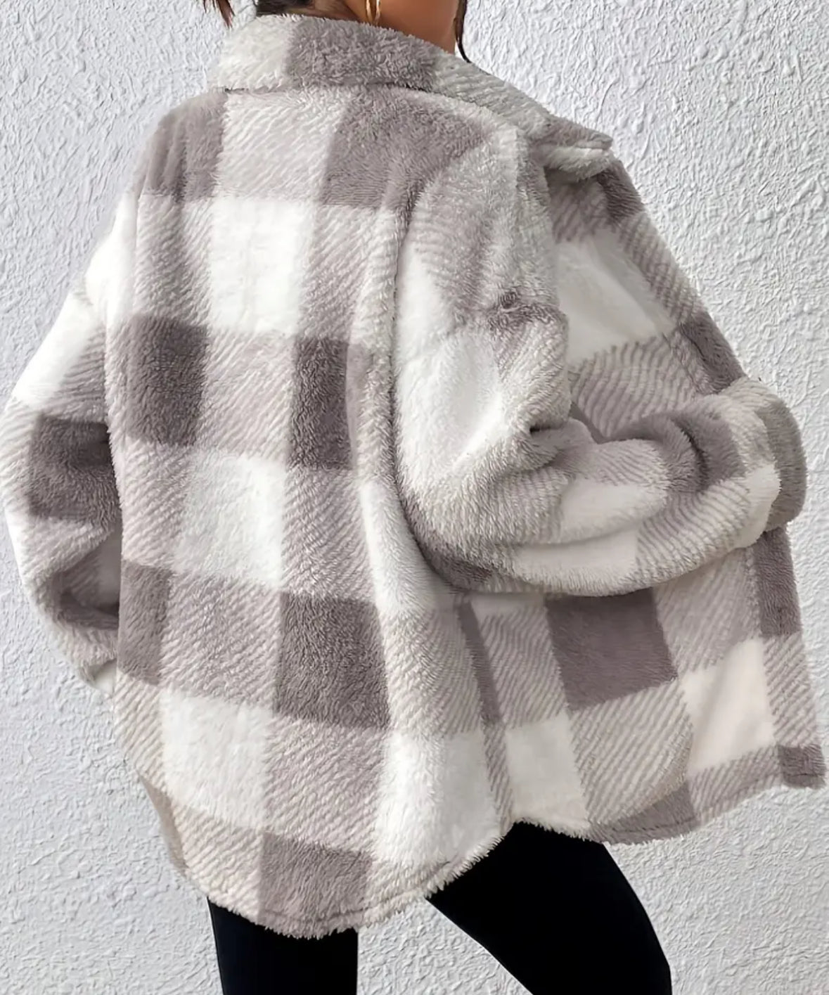 Vrouwen Elegante Geruite Nepbontjas met Knopen – Gezellige Herfst/Winter Casual Bovenkleding, Beige en Wit Ruitpatroon, Lange Mouw, Knoopsluiting, Ideaal voor Casual Outfits, Wintervest, Dameskleding, Gabane voor Vrouwen, Herfst Damespak