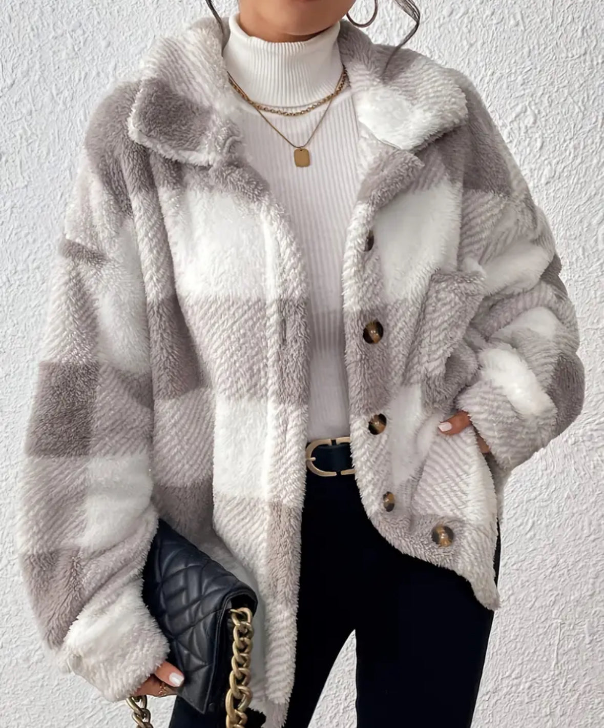 Vrouwen Elegante Geruite Nepbontjas met Knopen – Gezellige Herfst/Winter Casual Bovenkleding, Beige en Wit Ruitpatroon, Lange Mouw, Knoopsluiting, Ideaal voor Casual Outfits, Wintervest, Dameskleding, Gabane voor Vrouwen, Herfst Damespak