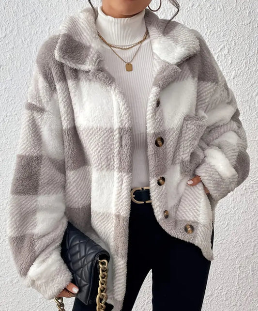 Vrouwen Elegante Geruite Nepbontjas met Knopen – Gezellige Herfst/Winter Casual Bovenkleding, Beige en Wit Ruitpatroon, Lange Mouw, Knoopsluiting, Ideaal voor Casual Outfits, Wintervest, Dameskleding, Gabane voor Vrouwen, Herfst Damespak